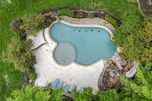 9 Woodview Dr, Lake Saint Louis, MO 63367 - Photo 5