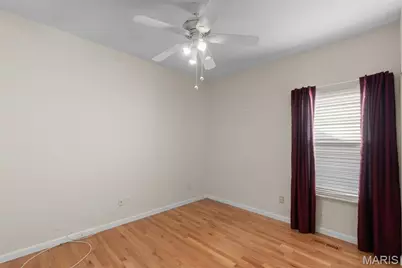 5514 Aberdour Lane, Oakville, MO 63129 - Photo 11