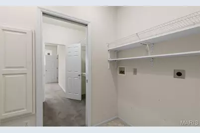 5514 Aberdour Lane, Oakville, MO 63129 - Photo 15