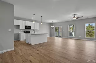 2337 Hank's Close, Washington, MO 63090 - Photo 5