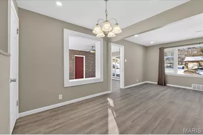 1150 Bosworth Drive, Saint Louis, MO 63137 - Photo 11