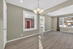 1150 Bosworth Dr, Saint Louis, MO 63137 - Photo 11