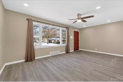 1150 Bosworth Drive, Saint Louis, MO 63137 - Photo 5