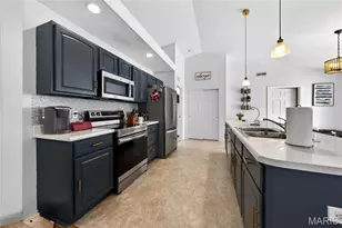 2239 Wismer Ave, Overland, MO 63114 - Photo 9