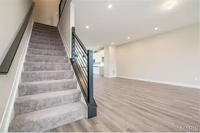 1347 W Gateway Heights W, Richmond Heights, MO 63144 - Photo 21