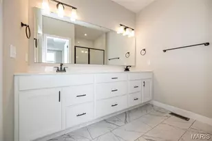 1347 W Gateway Heights W, Richmond Heights, MO 63144 - Photo 25