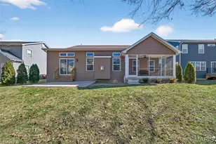 315 Creek Stone Dr, Lake Saint Louis, MO 63367 - Photo 9