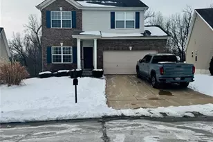 558 Springhurst Pkwy, O'Fallon, MO 63368 - Photo 1