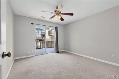 9117 N Swan Circle, Saint Louis, MO 63144 - Photo 11