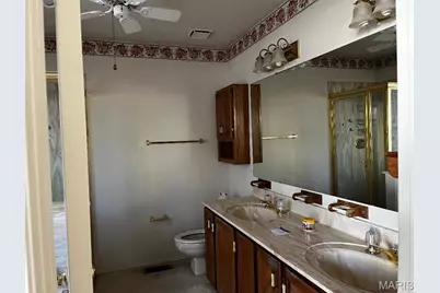 20 Ridge Mount Court, Saint Charles, MO 63303 - Photo 7