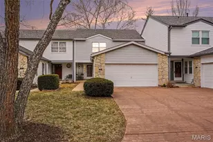 1554 Charlemont Dr, Chesterfield, MO 63017 - Photo 1