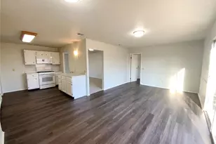 4918 Caribee Dr, Saint Louis, MO 63128 - Photo 9