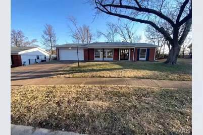 4918 Caribee Drive, Saint Louis, MO 63128 - Photo 1