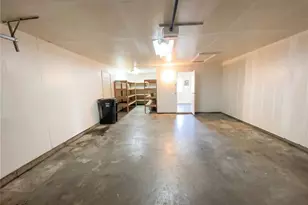 4918 Caribee Dr, Saint Louis, MO 63128 - Photo 15