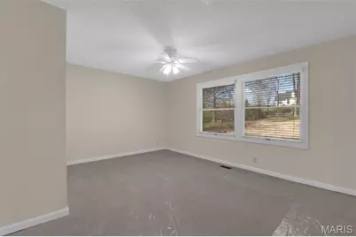 5545 Dantonaire Place, Saint Louis, MO 63128 - Photo 21