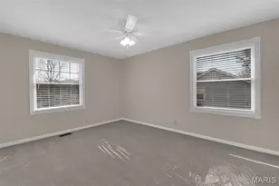 5545 Dantonaire Pl, Saint Louis, MO 63128 - Photo 25