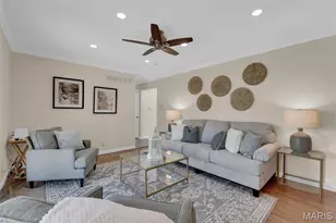 5545 Dantonaire Pl, Saint Louis, MO 63128 - Photo 7