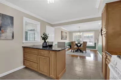 5545 Dantonaire Place, Saint Louis, MO 63128 - Photo 13