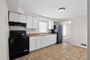 308 Superior Dr, Saint Louis, MO 63135 - Photo 19