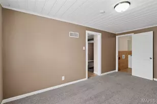 308 Superior Dr, Saint Louis, MO 63135 - Photo 15