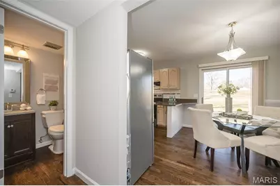 2325 Charlemagne Drive, Maryland Heights, MO 63043 - Photo 7