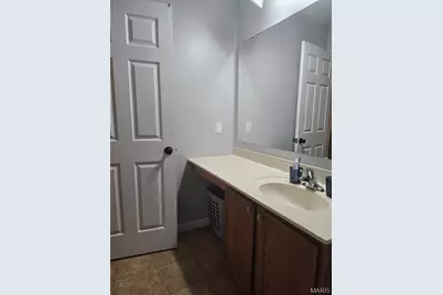 2695 Valley Brook Drive, Saint Louis, MO 63031 - Photo 25