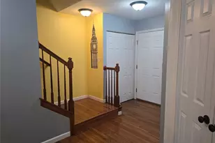 2695 Valley Brook Dr, Saint Louis, MO 63031 - Photo 5