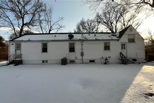 1587 Farmview Ave, Saint Louis, MO 63138 - Photo 17