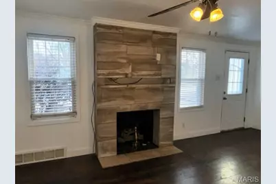 1587 Farmview Avenue, Saint Louis, MO 63138 - Photo 3