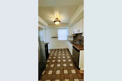 1587 Farmview Avenue, Saint Louis, MO 63138 - Photo 7