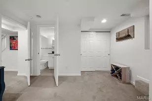 8417 Colonial Ln, Saint Louis, MO 63124 - Photo 31