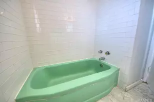 105 Clearview Dr, Florissant, MO 63033 - Photo 11