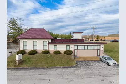 357 N Woods Mill Road, Chesterfield, MO 63017 - Photo 3