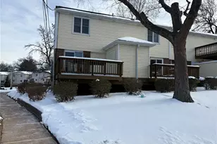 1763 High School Dr, Saint Louis, MO 63144 - Photo 9