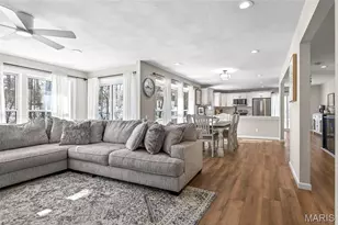 836 Wheelwright Dr, Manchester, MO 63021 - Photo 3