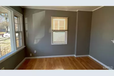 3212 W Tennyson Avenue, Saint Louis, MO 63114 - Photo 3