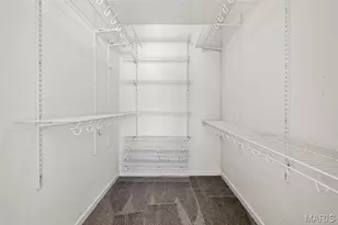 1044 Holly River Dr, Florissant, MO 63031 - Photo 21