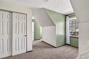 1044 Holly River Dr, Florissant, MO 63031 - Photo 25