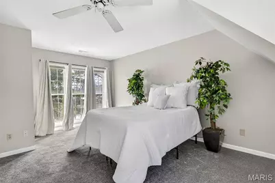 1044 Holly River Drive, Florissant, MO 63031 - Photo 17