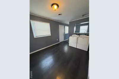 9618 De Porres Lane, Saint Louis, MO 63114 - Photo 7