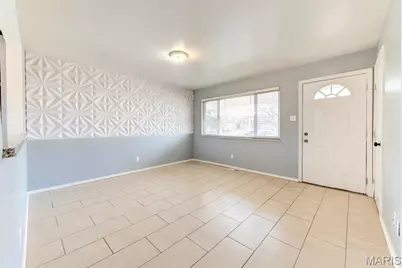 150 Saint Charles Street, Florissant, MO 63031 - Photo 17