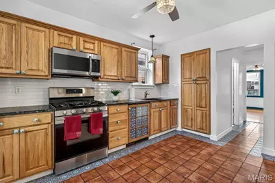 5139 Goethe Avenue, Saint Louis, MO 63109 - Photo 7