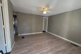 8015 Allen Ave, Saint Louis, MO 63114 - Photo 7