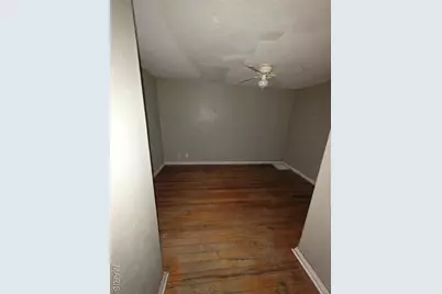 8015 Allen Avenue, Saint Louis, MO 63114 - Photo 9