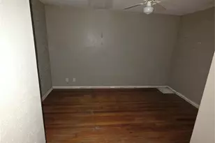 8015 Allen Ave, Saint Louis, MO 63114 - Photo 9