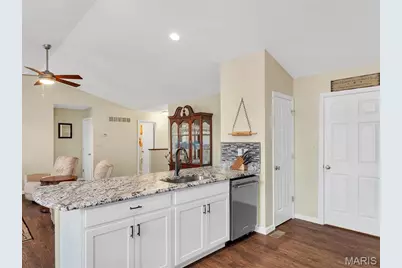 5315 Shawnee View Court, Eureka, MO 63025 - Photo 7