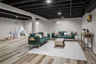 11584 New London Dr, Saint Louis, MO 63141 - Photo 61