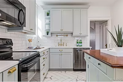 7144 Waterman Avenue, University City, MO 63130 - Photo 15