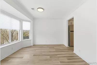 604 Pine Ridge Trails Court #202, Ballwin, MO 63021 - Photo 7