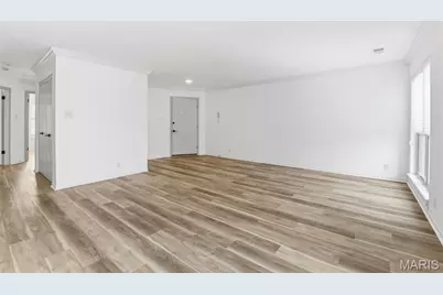 604 Pine Ridge Trails Court #202, Ballwin, MO 63021 - Photo 5